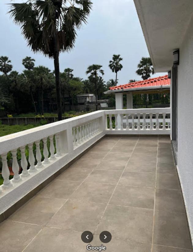 Classic Villa Pālghar Exterior foto